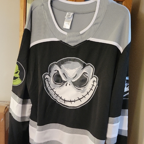 Disney Other - Jack Skelleton Black and Gray Graphic Hockey Jersey